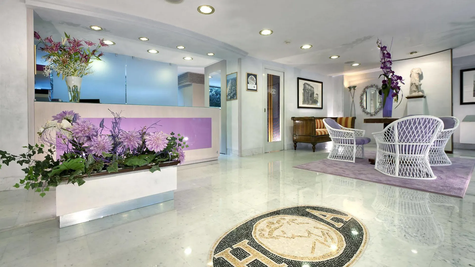 Atilius Hotel & Suites 리치오네