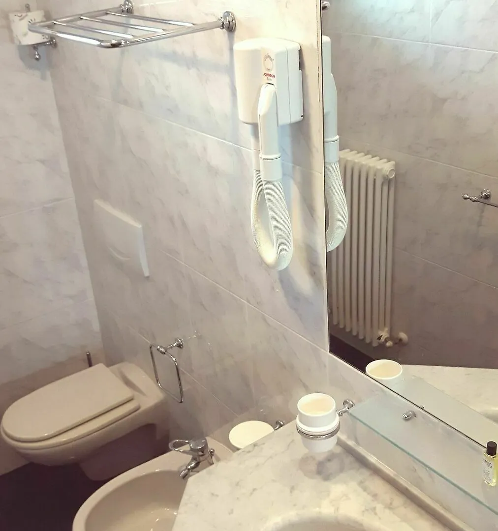 Atilius Hotel & Suites 리치오네